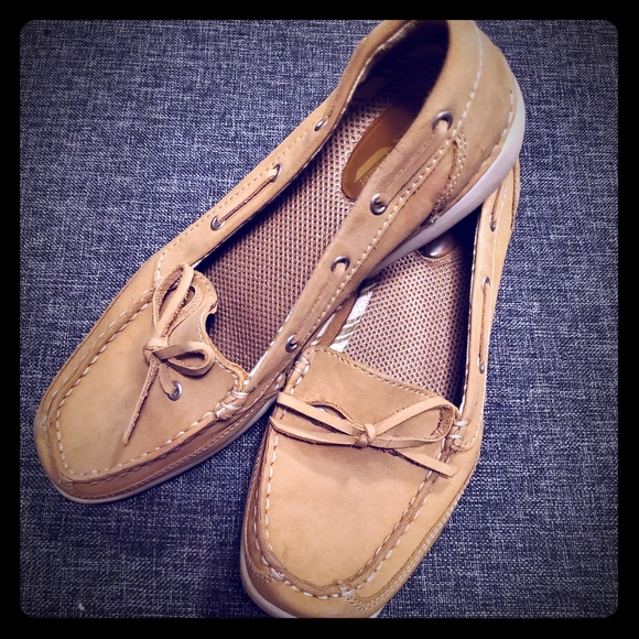 Bass Shoes - Bass Boater Sz 7 camel tan color